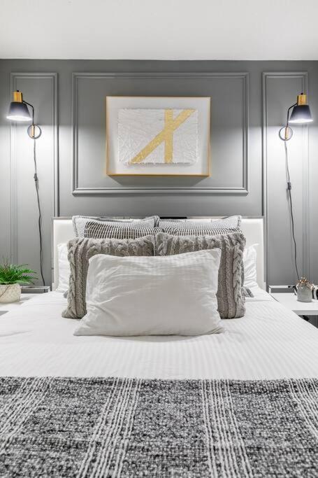 Luxury Suite Downtown Toronto Near Cn Tower Экстерьер фото