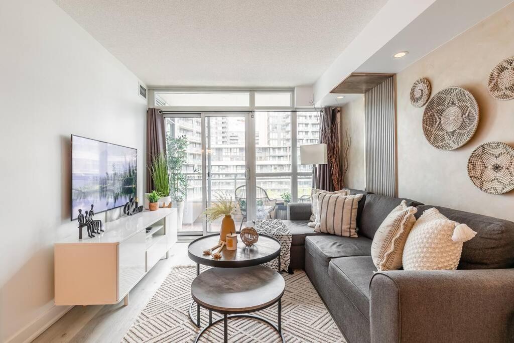 Luxury Suite Downtown Toronto Near Cn Tower Экстерьер фото