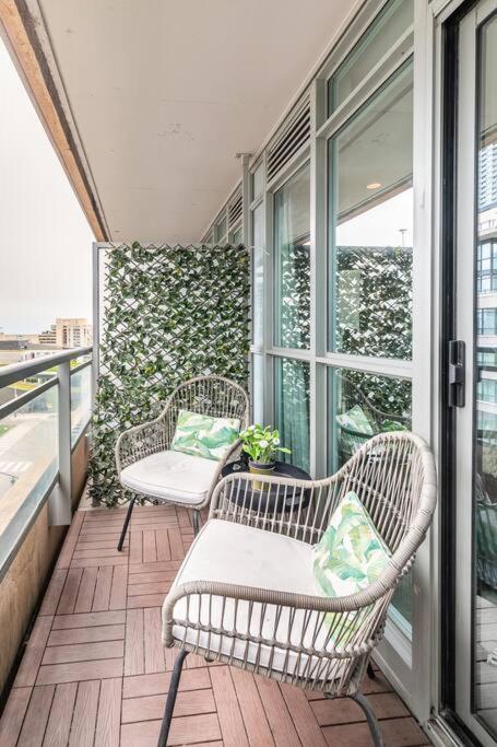 Luxury Suite Downtown Toronto Near Cn Tower Экстерьер фото